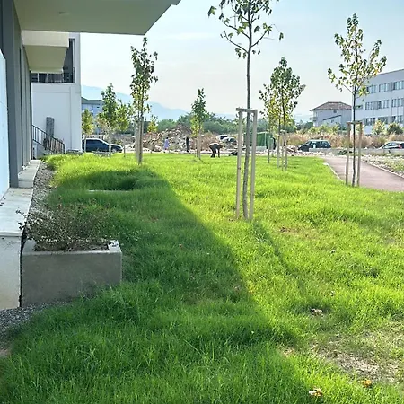 Bratti's 2 Near Tirana Center And Mother Teresa International Airport 아파트