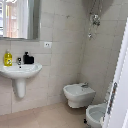 Daire Bratti's 2 Near Tirana Center And Mother Teresa International Airport *