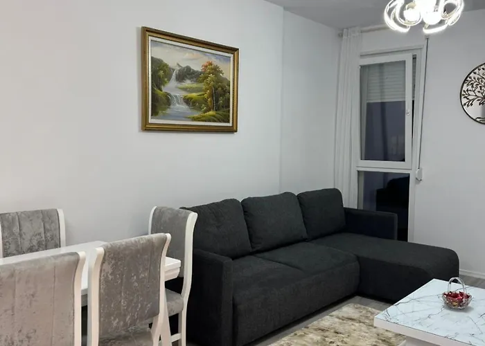 Tirana 2, Beautifull Apartment Near Mother Teresa Int Airport *