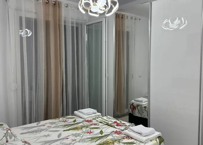 Tirana 2, Beautifull Apartment Near Mother Teresa Int Airport *